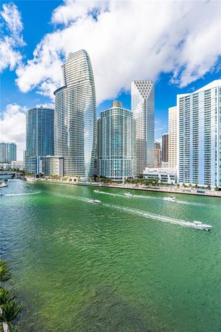 900 Brickell Key Boulevard 1002, Miami, FL 33131