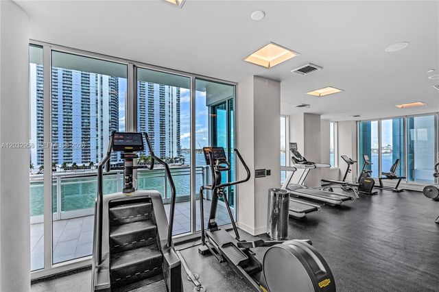 900 Brickell Key Boulevard 1002, Miami, FL 33131