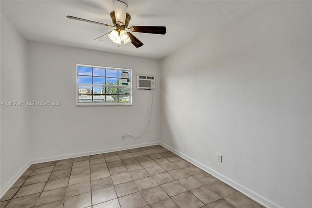 2525 Superior Street 4, Opa-Locka # 4, Opa Locka, FL 33054