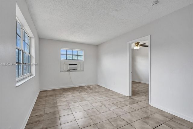 2525 Superior Street 4, Opa-Locka # 4, Opa Locka, FL 33054