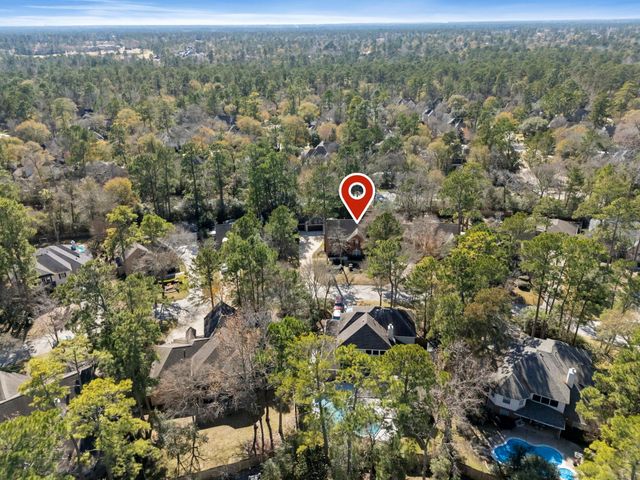 135 W Slatestone Circle, The Woodlands, TX 77382