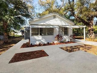 2217 Dora ST, Fort Myers, FL 33901