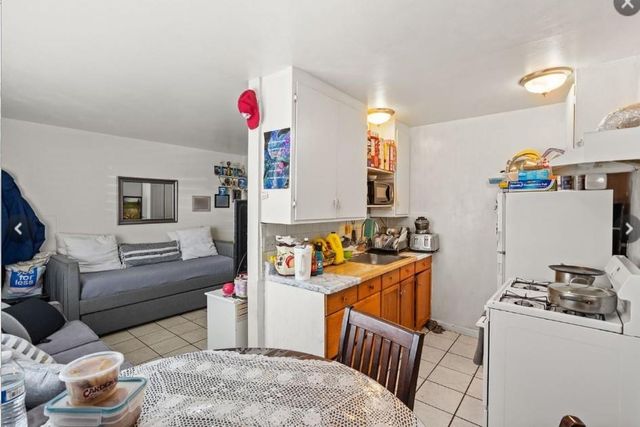 2148 Ralmar Avenue, East Palo Alto, CA 94303