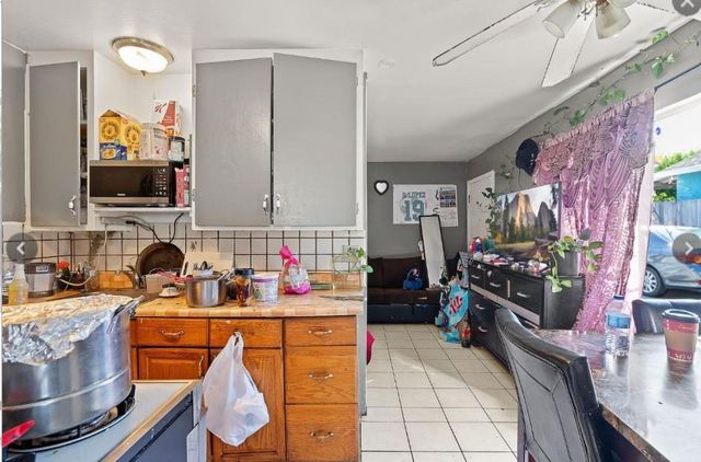 2148 Ralmar Avenue, East Palo Alto, CA 94303