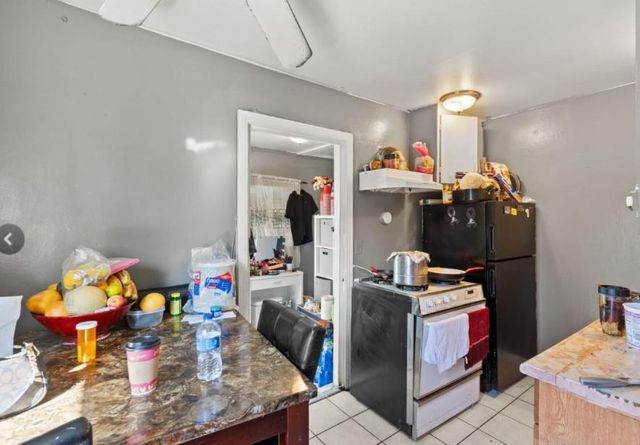 2148 Ralmar Avenue, East Palo Alto, CA 94303