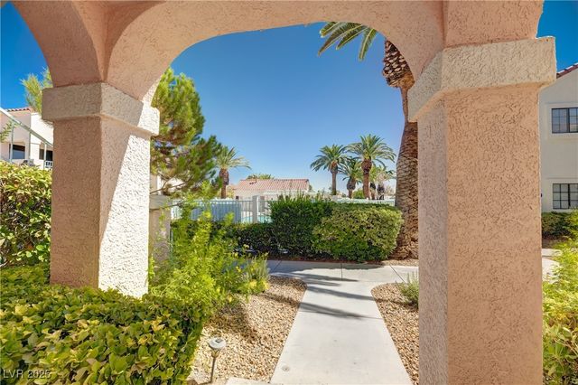 4835 South Torrey Pines Drive 104, Las Vegas, NV 89103