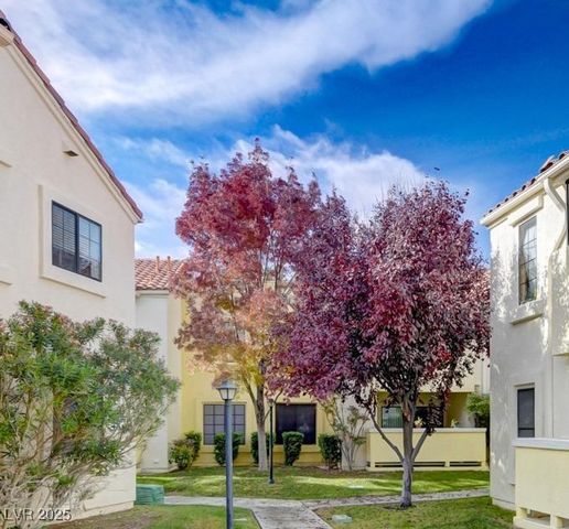 4835 South Torrey Pines Drive 104, Las Vegas, NV 89103