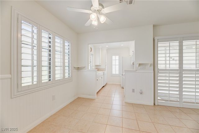 4835 South Torrey Pines Drive 104, Las Vegas, NV 89103