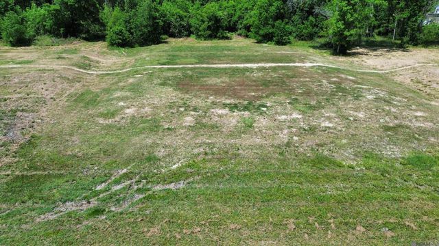 13031 Bluff Rd, Geismar, LA 70734