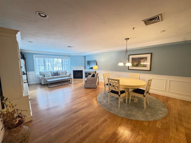 5 Sterling Hill Ln Apt 514, Exeter, NH 03833