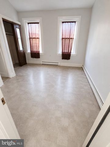 2410 N GARNET ST, Philadelphia, PA 19132