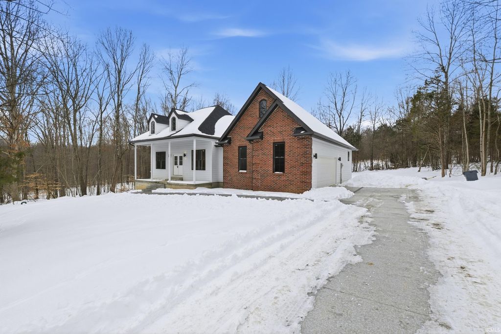 11430 E Wagner Road, Solsberry, IN 47459