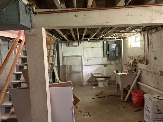 3665 Massachusetts Street, Gary, IN 46409