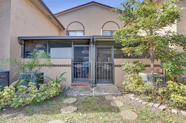 2355 NW 36th Ave, Coconut Creek, FL 33066