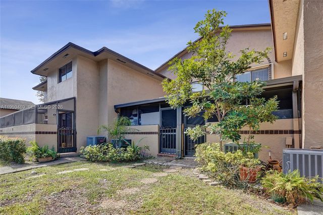 2355 NW 36th Ave, Coconut Creek, FL 33066