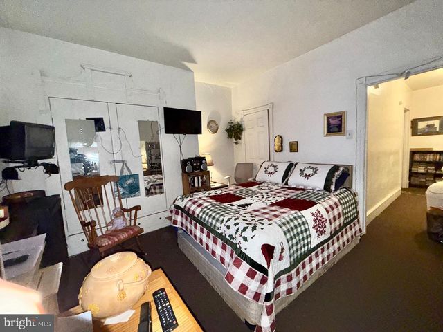 638 W MAYFIELD ST, Philadelphia, PA 19133