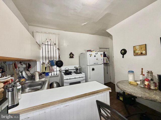 638 W MAYFIELD ST, Philadelphia, PA 19133