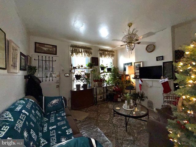638 W MAYFIELD ST, Philadelphia, PA 19133