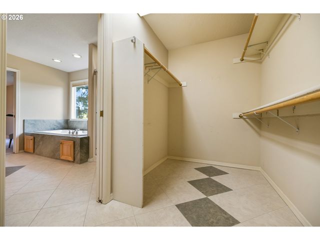 14550 Sw 130TH Ave, Portland, OR 97224