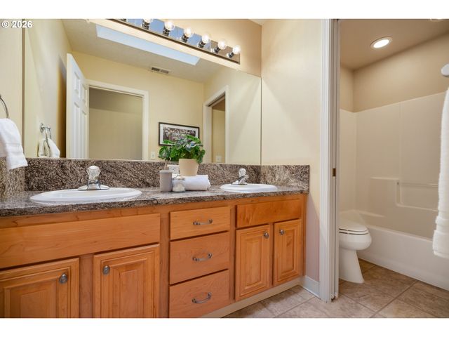 14550 Sw 130TH Ave, Portland, OR 97224