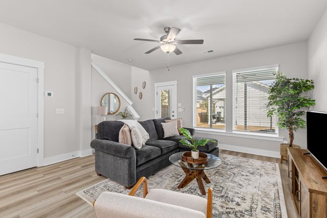 230 Symphony Avenue, Summerville, SC 29486