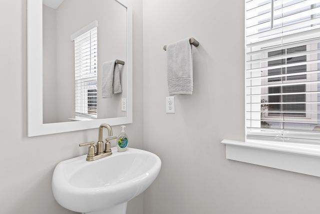 230 Symphony Avenue, Summerville, SC 29486