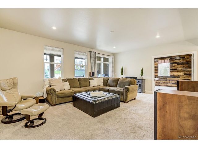 5412 Wells Fargo Dr, Colorado Springs, CO 80918