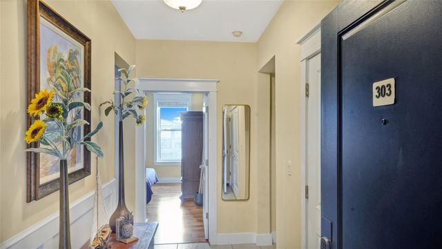 4131 Pointe West Drive 303, Galveston, TX 77554