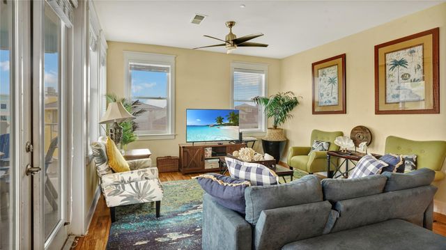 4131 Pointe West Drive 303, Galveston, TX 77554