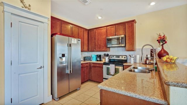 4131 Pointe West Drive 303, Galveston, TX 77554
