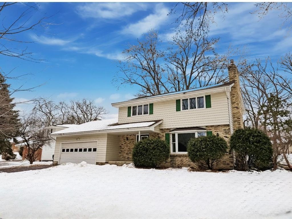 5920 Wisconsin Circle N, New Hope, MN 55428