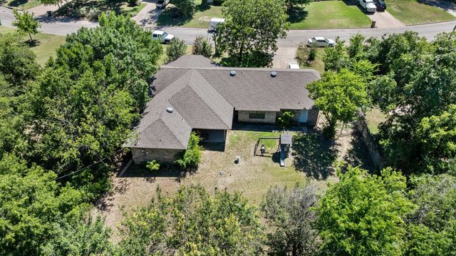 515 Spring Meadow Street, Stephenville, TX 76401