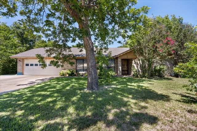 515 Spring Meadow Street, Stephenville, TX 76401