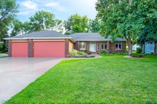 4404 Oakcreek Drive S, Fargo, ND 58104
