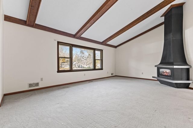 980 Island Lake Avenue, Shoreview, MN 55126