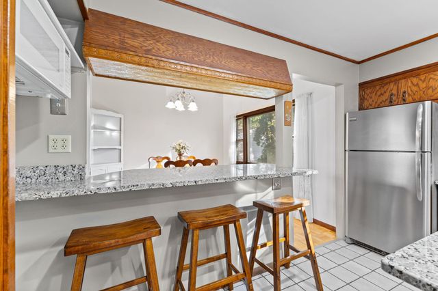 980 Island Lake Avenue, Shoreview, MN 55126