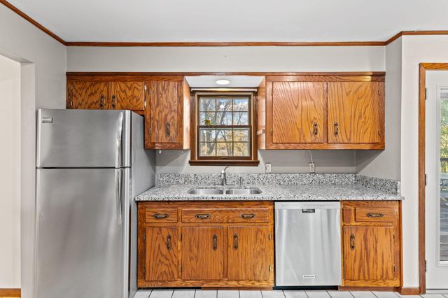 980 Island Lake Avenue, Shoreview, MN 55126