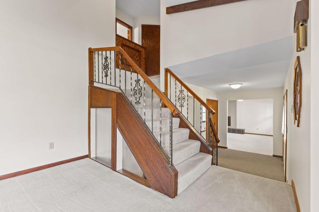 980 Island Lake Avenue, Shoreview, MN 55126