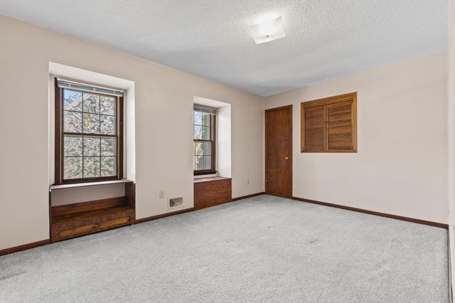 980 Island Lake Avenue, Shoreview, MN 55126