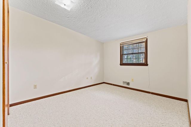 980 Island Lake Avenue, Shoreview, MN 55126