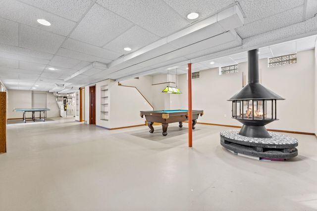 980 Island Lake Avenue, Shoreview, MN 55126