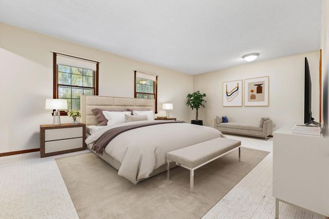 980 Island Lake Avenue, Shoreview, MN 55126