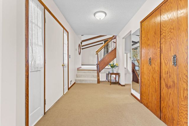 980 Island Lake Avenue, Shoreview, MN 55126