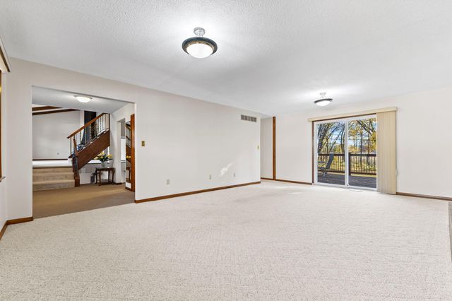 980 Island Lake Avenue, Shoreview, MN 55126