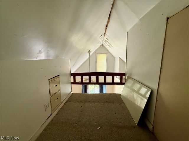 39 Duquesne Street, Columbiana, OH 44408