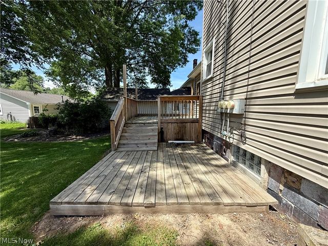 39 Duquesne Street, Columbiana, OH 44408