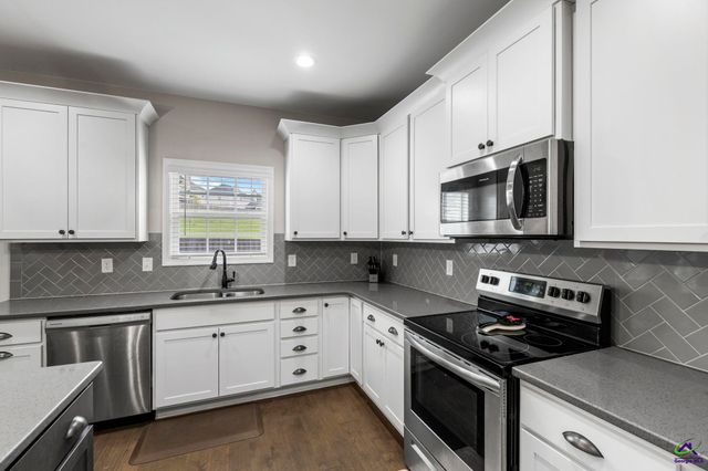 413 Shoshone Circle, Kathleen, GA 31047