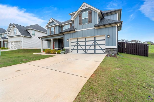 413 Shoshone Circle, Kathleen, GA 31047