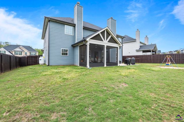 413 Shoshone Circle, Kathleen, GA 31047