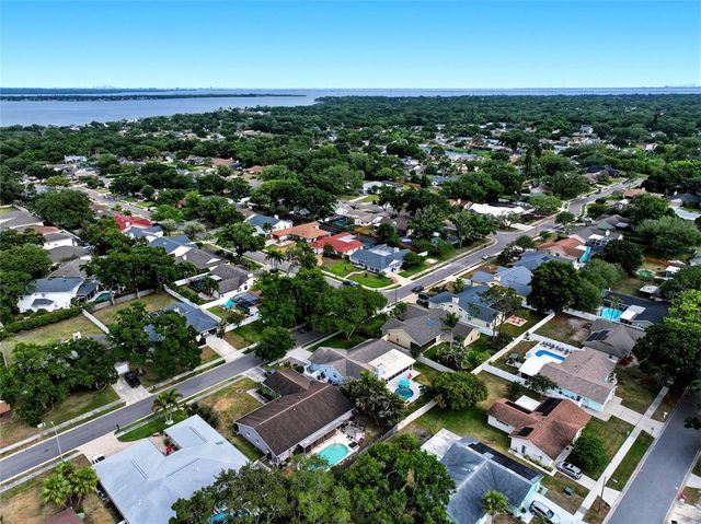 5015 BRIDGEPORT DRIVE, Safety Harbor, FL 34695